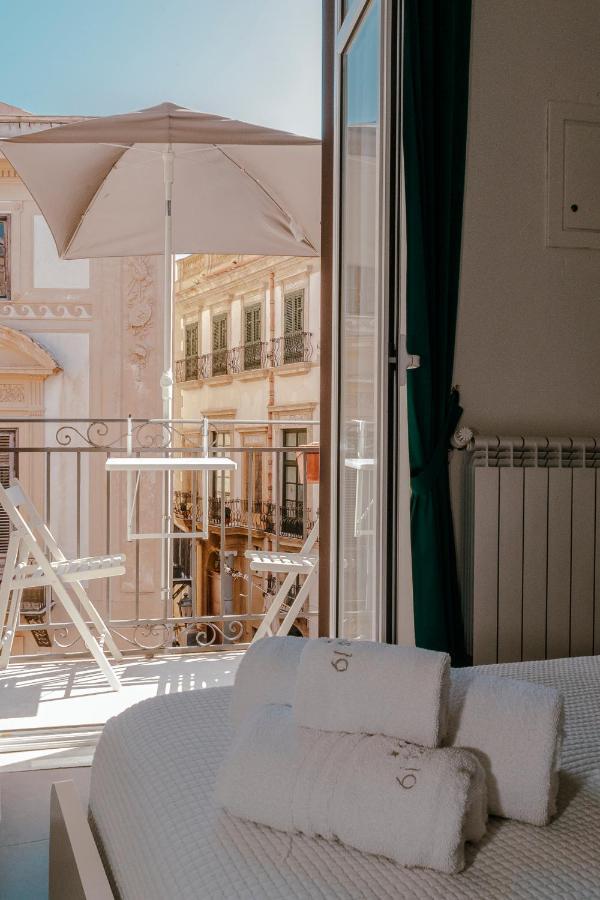 Rooms 19 - Rooms And Breakfast Palermo Exteriér fotografie