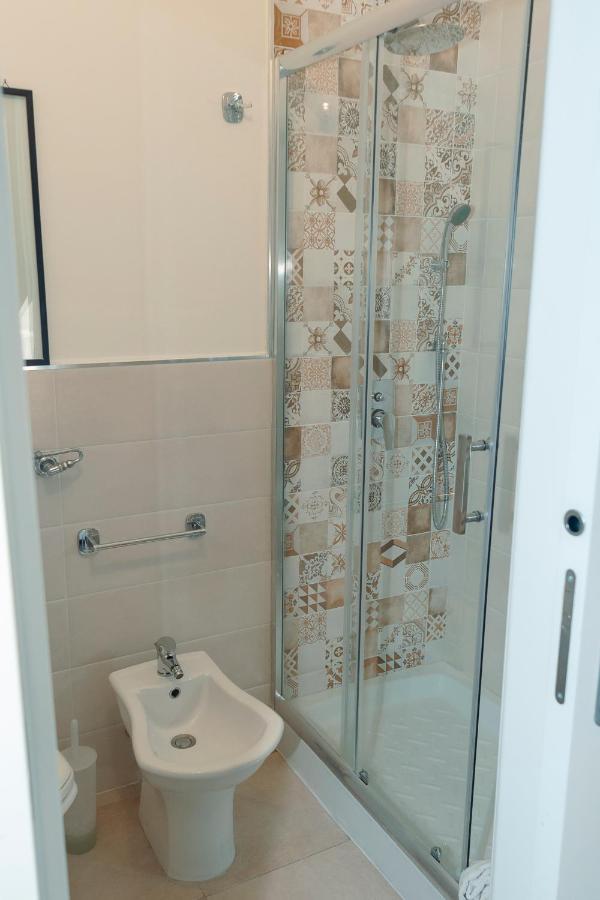 Rooms 19 - Rooms And Breakfast Palermo Exteriér fotografie