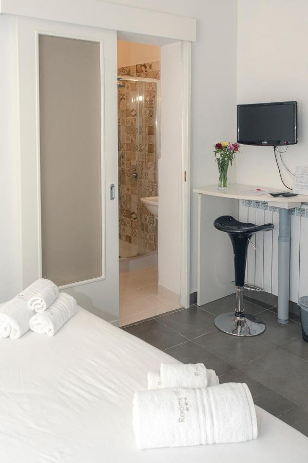 Rooms 19 - Rooms And Breakfast Palermo Exteriér fotografie